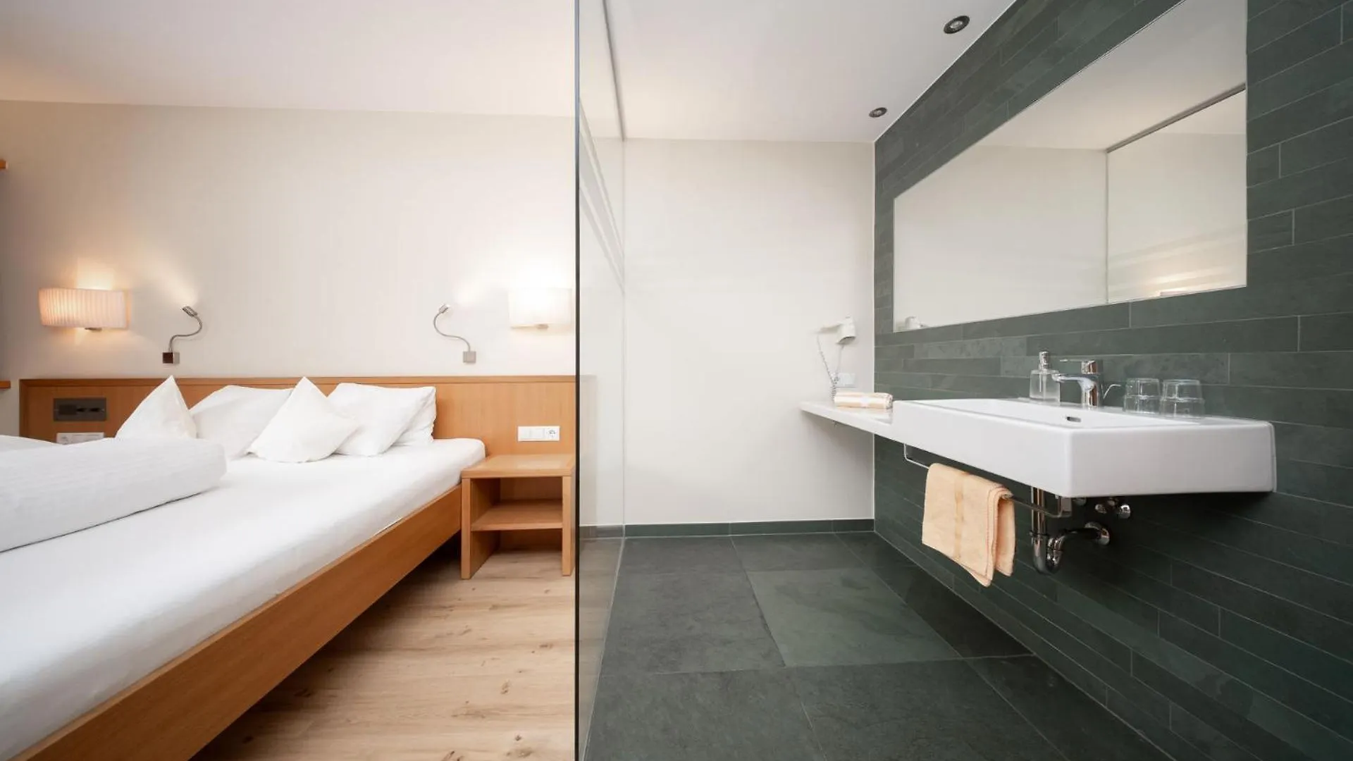 Hotel Garni Maria Theresia Sölden