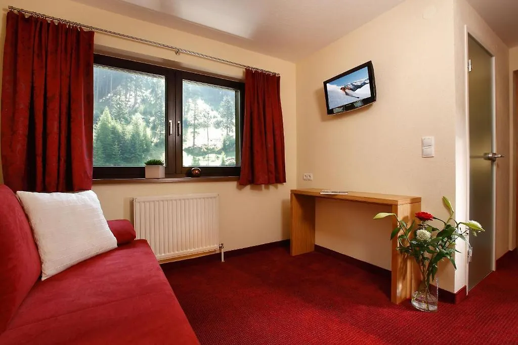 Hotel Garni Maria Theresia Sölden